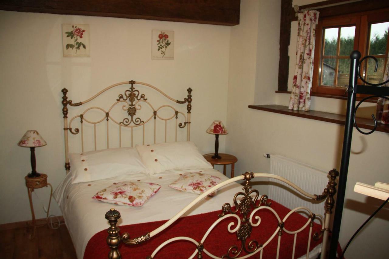 Chambres D'Hotes La Difference-Le Pressoir Rouelle Exteriör bild